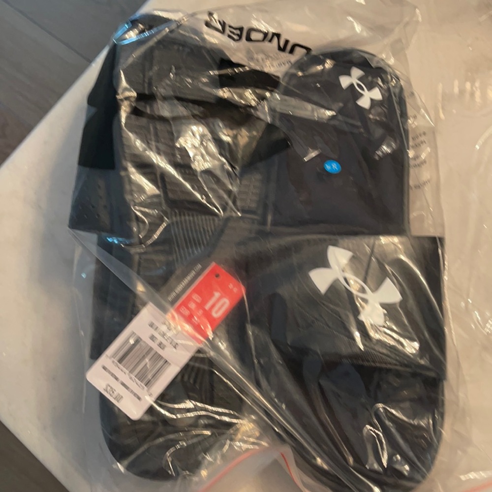 Underarmour slides